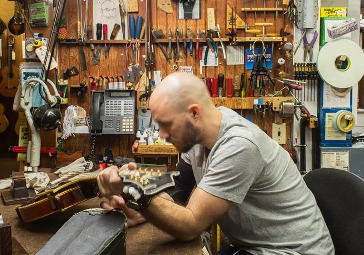 Bob and Espie Riskin, owners of McCabe's Guitar Shop