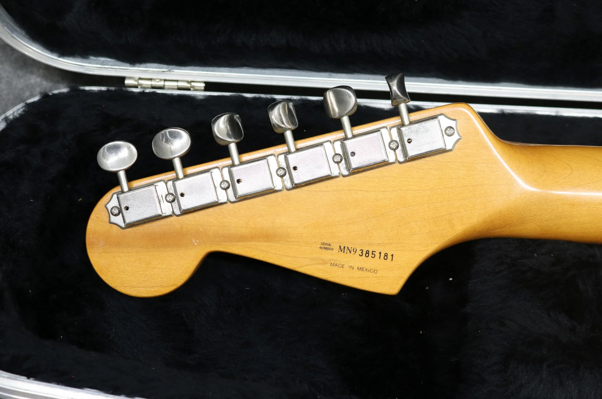 Image of a 1999 Mexican Fender Stratocaster, specifically the Hank Marvin model, highlighting the 'Made in Mexico' marking.