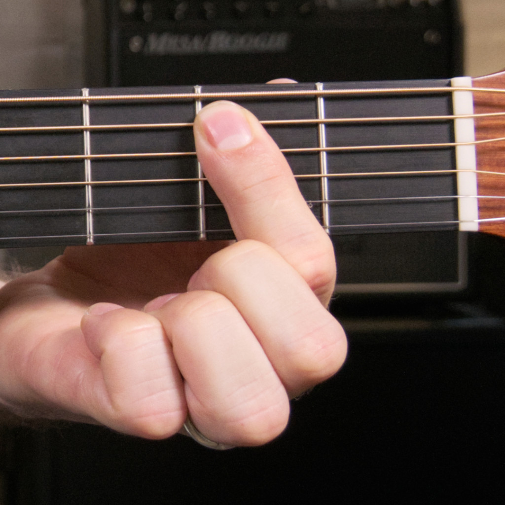 E5 chord guitar fingering