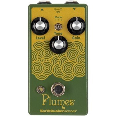 The Earthquaker Devices Plumes Small Signal Shredder offers boutique overdrive with flexible clipping options.