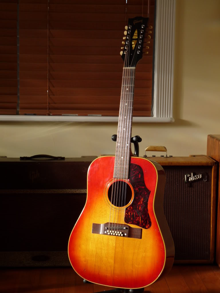 Gibson B-45 12-string acoustic guitar, similar to David Bowie's instrument from 1968-69
