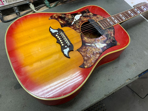 1968 Gibson Dove complete with hand-inlaid pearl doves