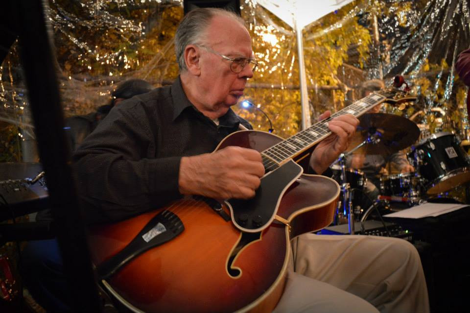 Jack Petersen performs in Prescott AZ 2013-Laura-Riggs-photo