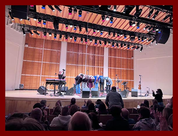 That Guitar Man and Jaan bowing at the end of the 2022 Merkin Hall concert, signifying a successful performance