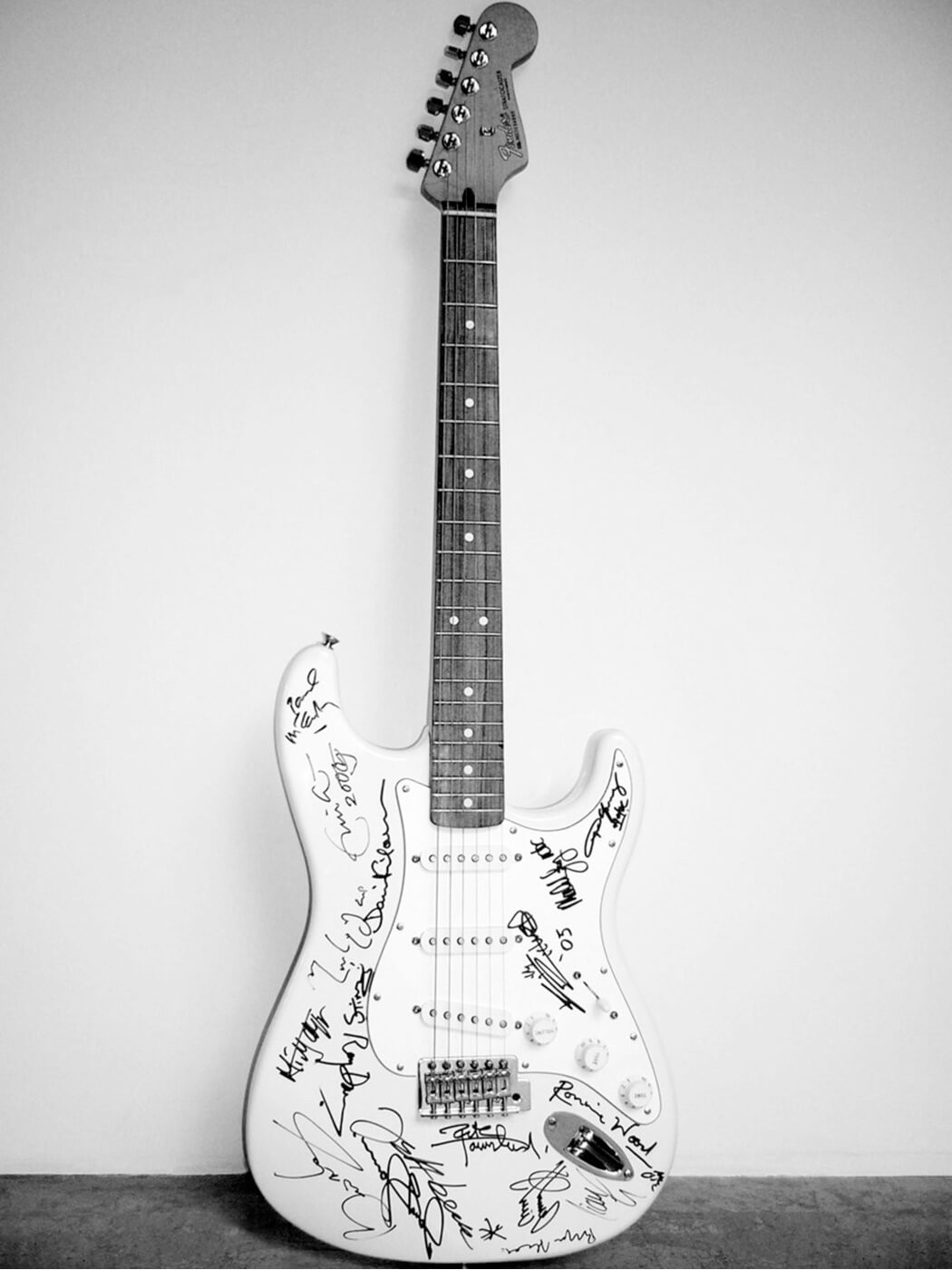 Reach Out To Asia Fender Stratocaster signed by multiple artists