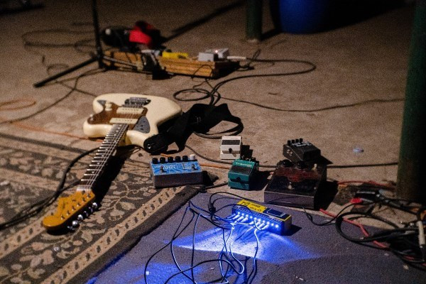 Fender Offset guitars are popular for shoegaze setups, paired with a range of effect pedals.
